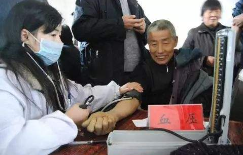 “上海：中医药防控整体同步实施”